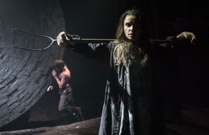 Christian-Cooke-Pony-William-and-Judith-Roddy-Young-Woman-in-Knives-in-Hens-at-the-Donmar-Warehouse-directed-by-Yael-Farber2-700x455